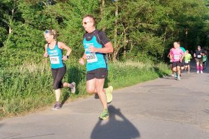 2022-05-13 Abendlauf Rosellen JB - Doris 1