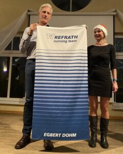 2022-12-10 TVR Weihnachtsfeier - Ehrung Egbert Dohm