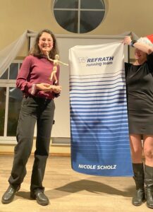 2022-12-10 TVR Weihnachtsfeier - Ehrung Nicole Scholz