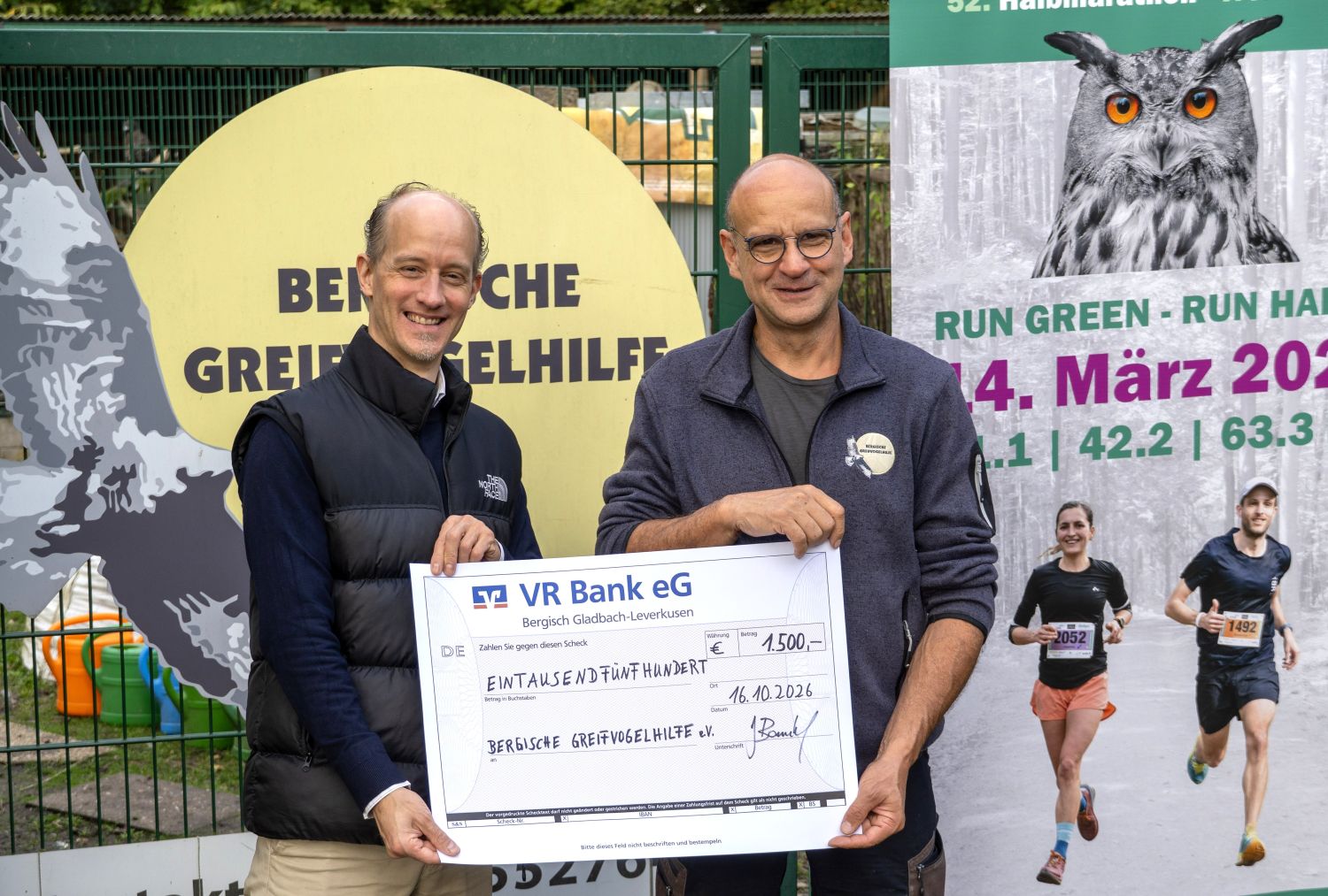 2026-10-16 – Köfo-M Spendenübergabe – Markus Fischer an Dirk Sindhu